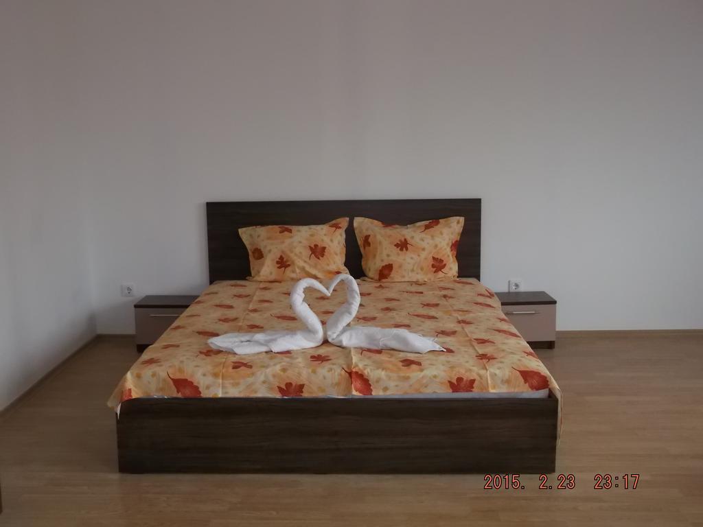 Dima Popova Apartments Tsarevo Room photo